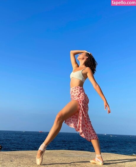 Jasmin Arndt ポルノスター 無料 ギャラリー