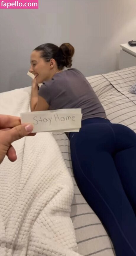 Jasmin Arndt セックスモデル 画像