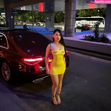 Victoria Rawlings 高品質モデル 写真