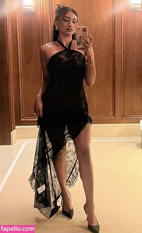 BBCフェイシャルOnlyFans アートヌード 写真