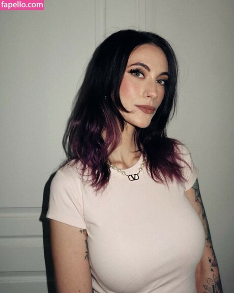 フェムボーイアジアンOnlyFans セクシー ギャラリー