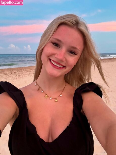 ボディビルダーカップルOnlyFans ポルノ 写真