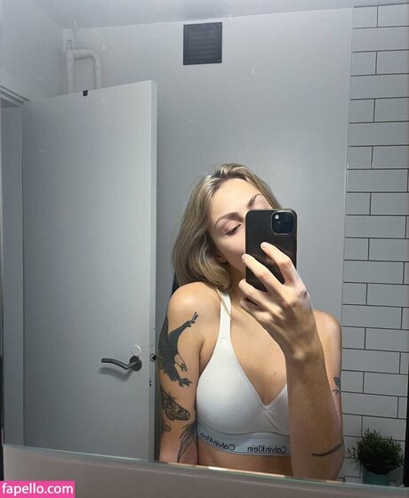 Marie Watson ポルノモデル 写真