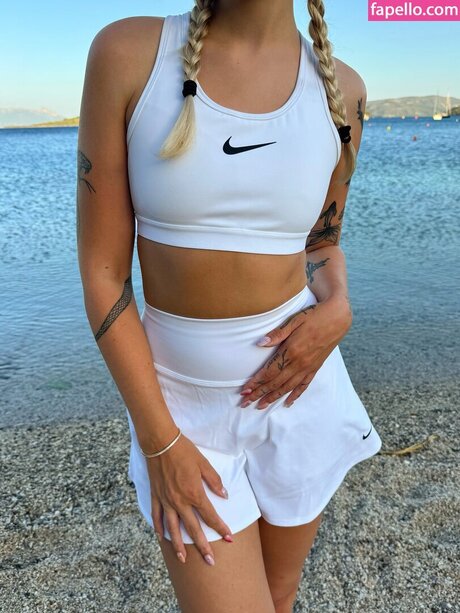 Marie Watson xxxスター アーカイブ