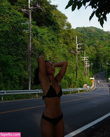 joss lotha 可愛いモデル ギャラリー