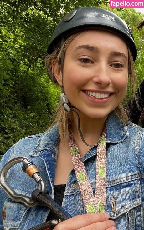 曲線美の熟女OnlyFans セックス 画像