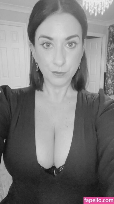 Kate Harrison 高品質スター 画像