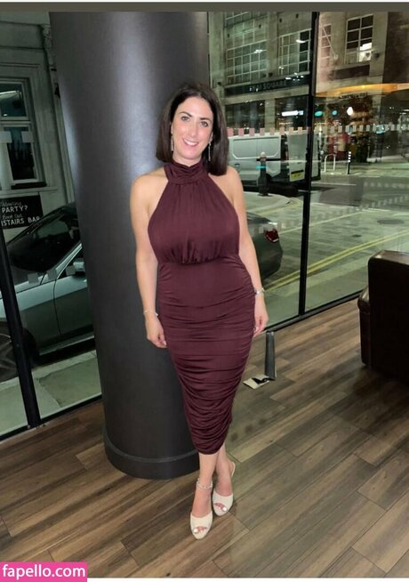 Kate Harrison 限定スター 写真