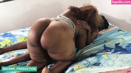 Alexandra Santiago 完璧なモデル 画像