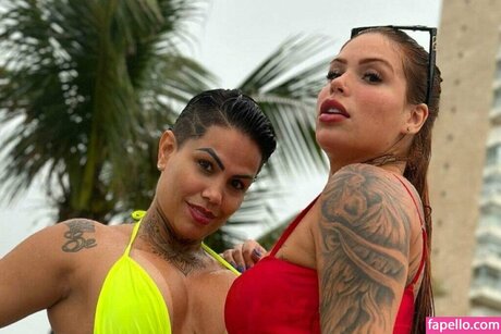 Karyn Alvys エロティックモデル 画像