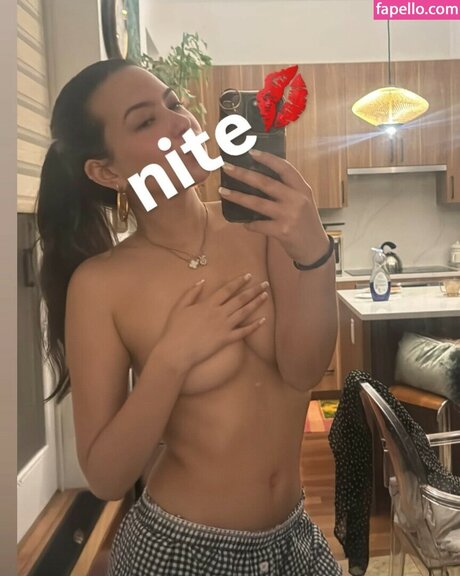 Ana Rackz ポルノモデル 写真