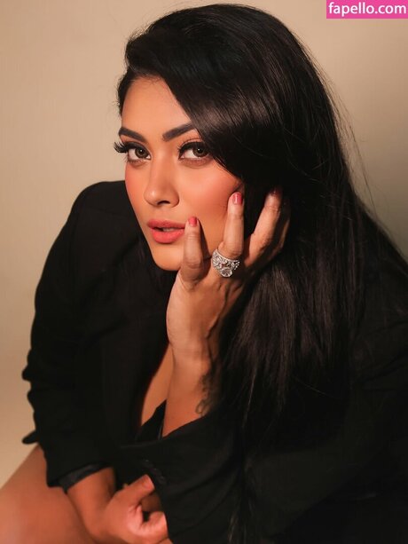 Twinkle Kapoor HDモデル 写真