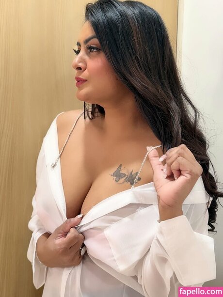 Twinkle Kapoor HDスター ギャラリー