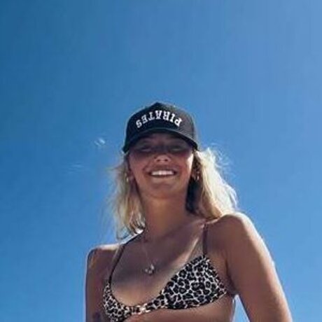 OnlyFansを無効にしました パーフェクト 画像