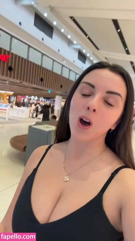 tiffanykrylov 独占女優 ギャラリー