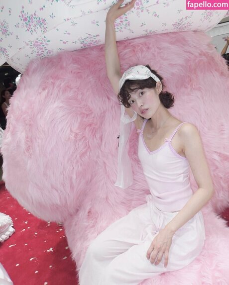 adorablenatsu セクシーなスター 写真