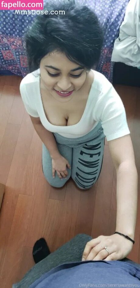 Reya Ghosh 限定スター 写真