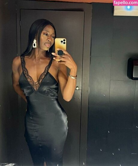 曲線美のアナルOnlyFans 裸 写真