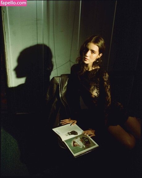 Talia Ryder 美しいモデル ギャラリー