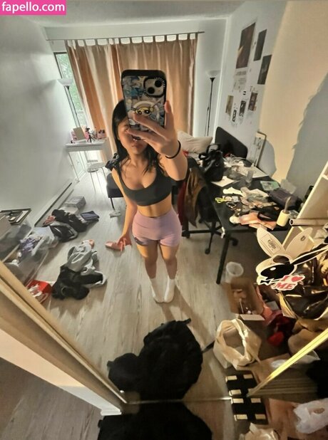 aishlvsu 可愛いモデル 写真