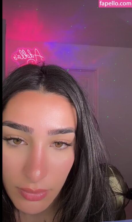 adolladola top profile image