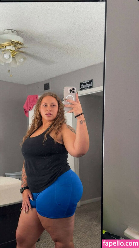 Mikayla Shea 裸モデル アーカイブ