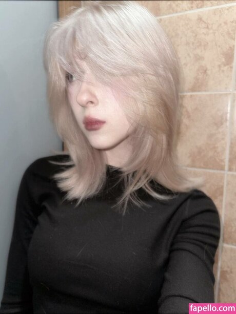 ティーンプッシーOnlyFans HD 写真