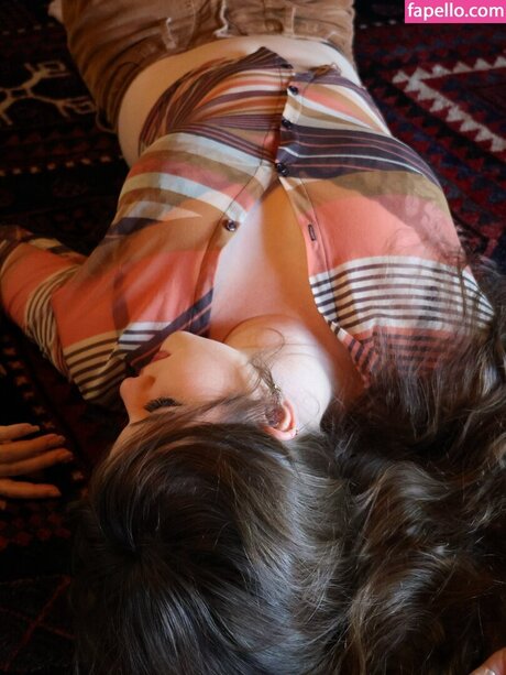 大きなお尻のアジア人OnlyFans アートポルノ 写真