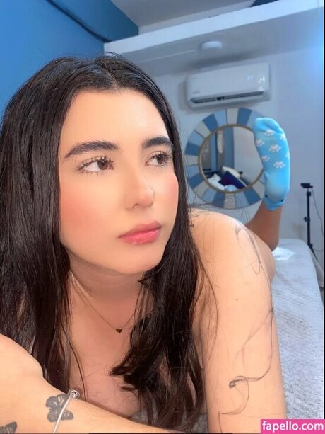 lianabernocchi アダルトモデル 画像