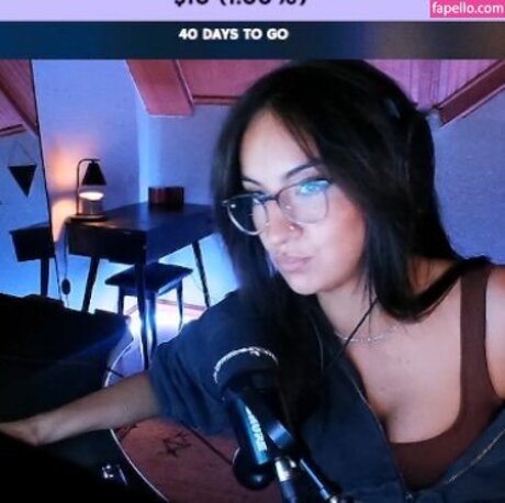 Honeyxxo top profile image