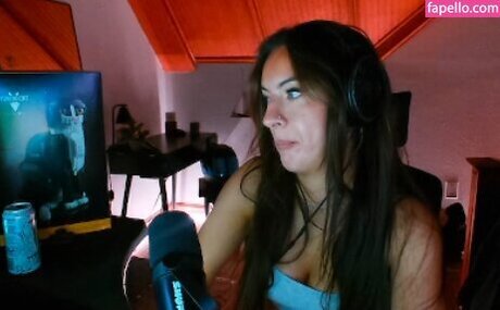 Honeyxxo xxxポルノスター 写真