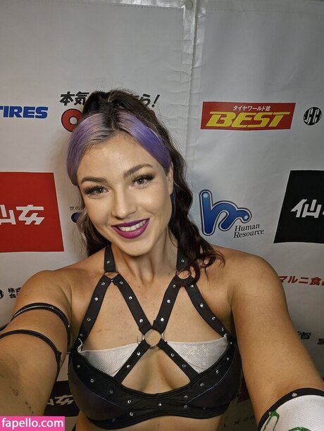 Lena Kross ヌードモデル 写真