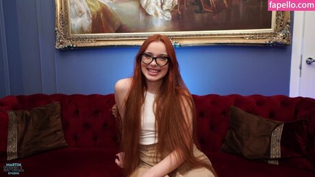 Megan Murkovski 美しいスター 写真