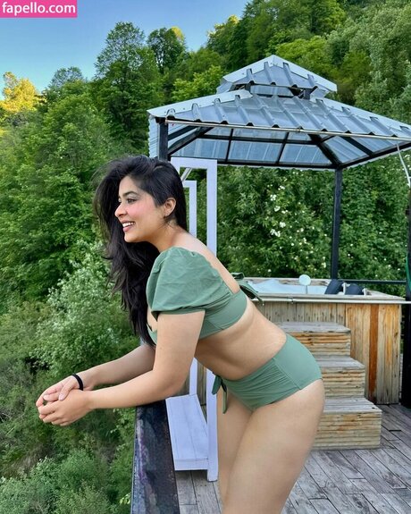 Nikita Sharma アートスター 画像