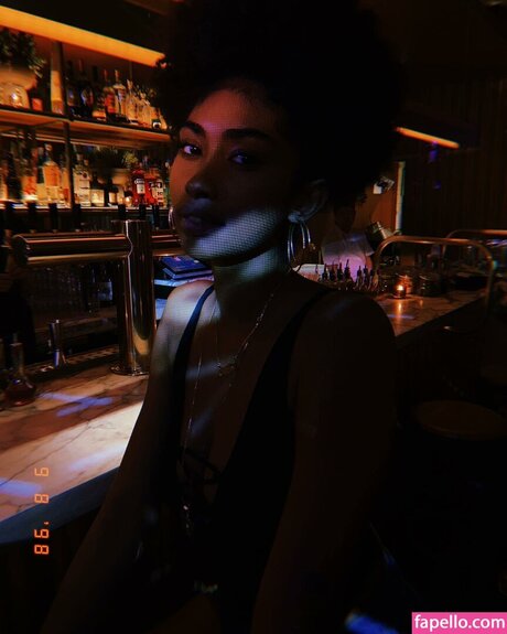 毛深いBBW OnlyFans ポルノ 画像