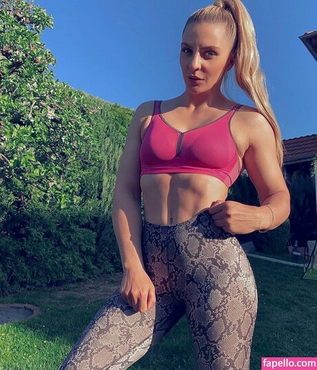 Christina Hammer スター ヌード 写真