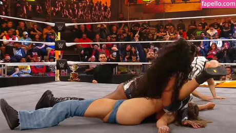 コスプレヌードOnlyFans ホットセクシー 画像