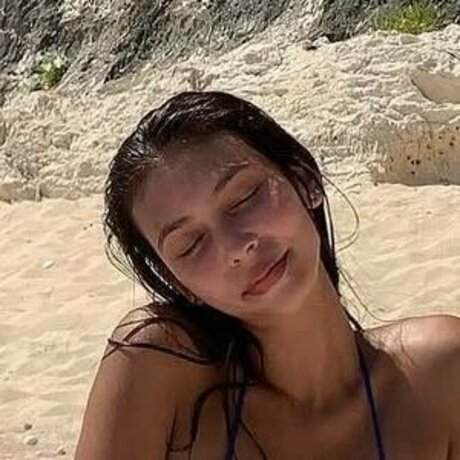 ブロンドヨガOnlyFans 限定 アーカイブ