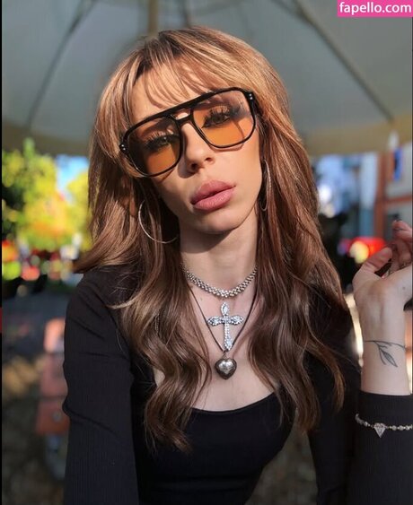 _quincequtie_ セクシーなスター 写真