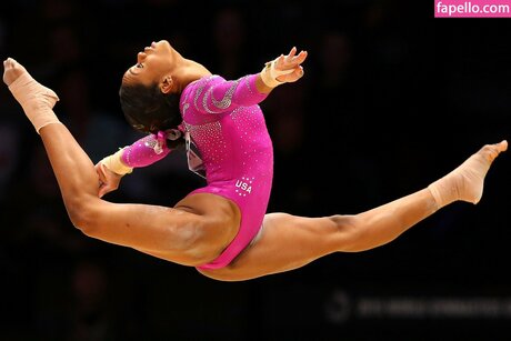 Gabby Douglas 独占モデル 写真