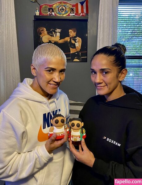 Amanda Serrano 素敵なスター 画像