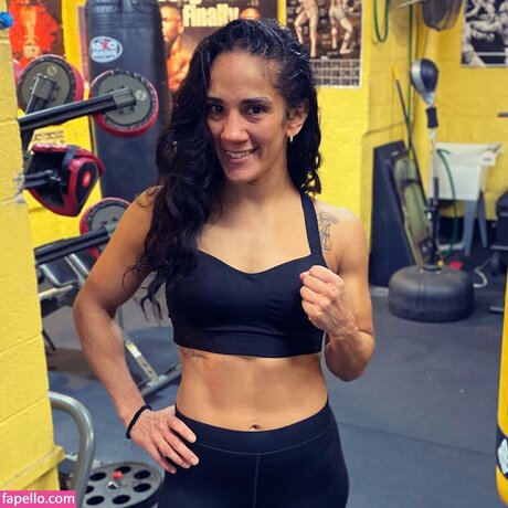 Amanda Serrano ポルノスター アート 写真