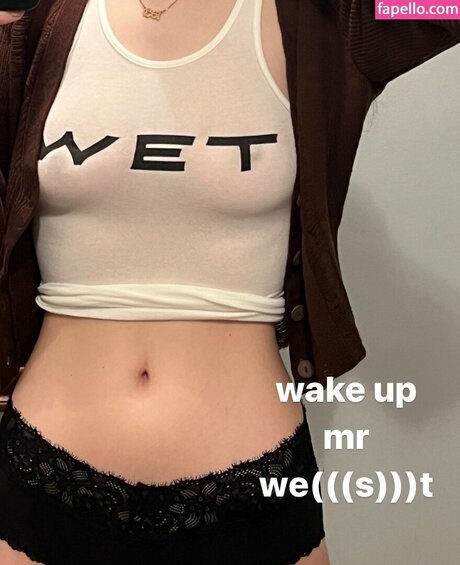 Madeline Quinn アートスター 画像