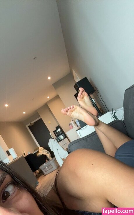 ドイツのアマチュアOnlyFans セクシーヌード 写真