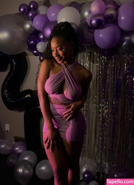 Deb Smikle エロティックなモデル 画像