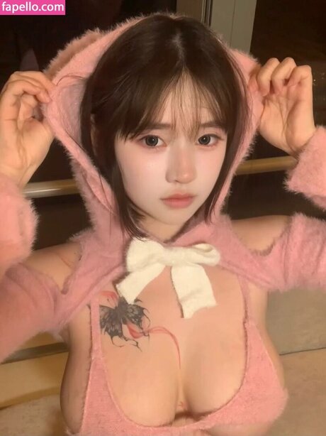 Meiyxtxin 裸のスター 写真