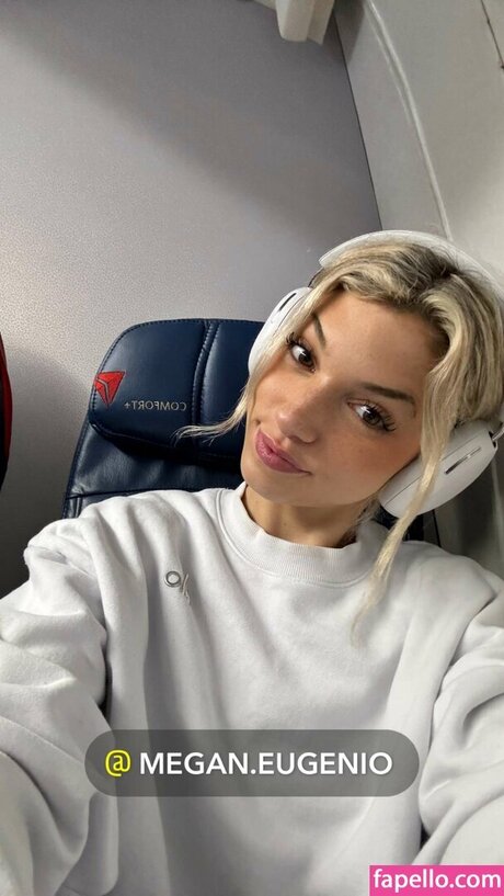 大きな黒い猫OnlyFans 美しい 写真