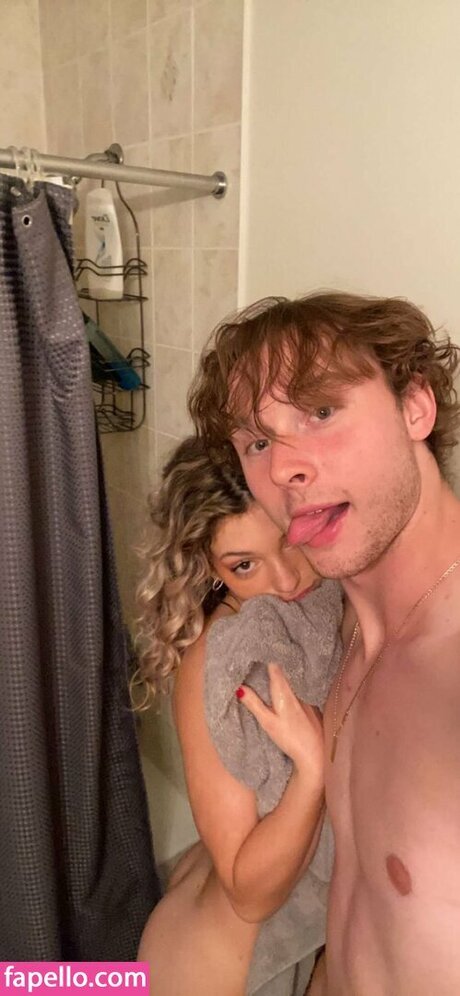 ゲイディルドOnlyFans 裸 ギャラリー