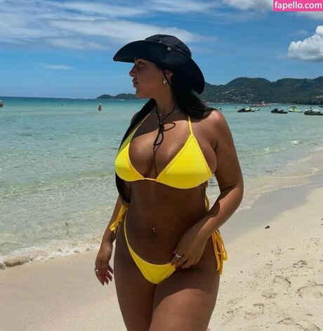 Maya Gorali 無料のスター 写真