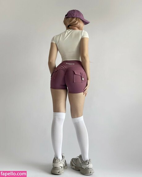 主観視点のアジア人OnlyFans HD 画像